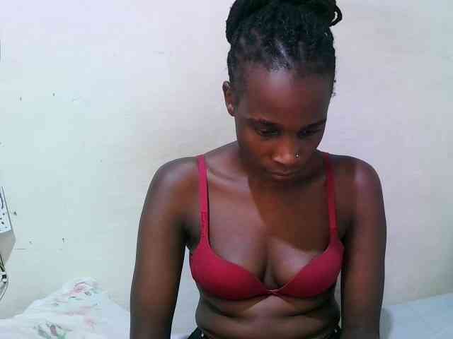 pritty-amber webcam