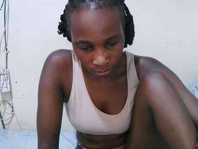 pritty-amber webcam