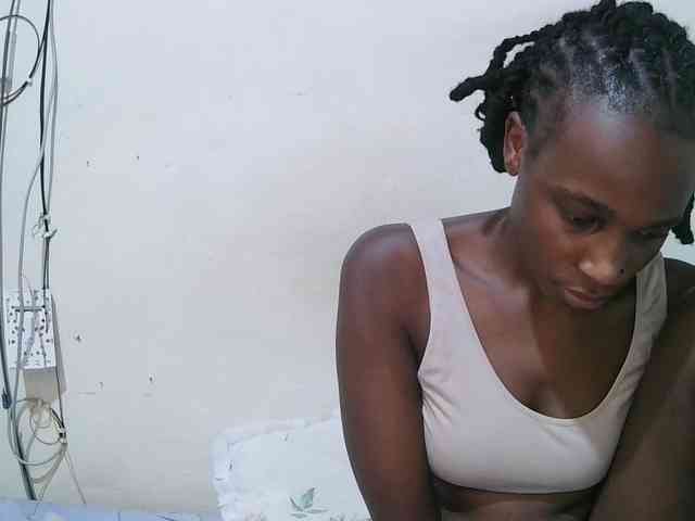 pritty-amber webcam