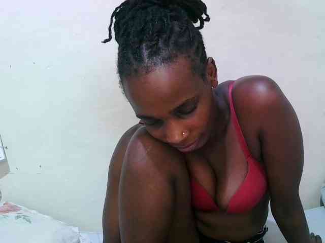 pritty-amber webcam