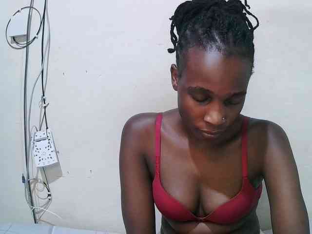 pritty-amber webcam