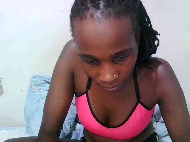 pritty-amber webcam