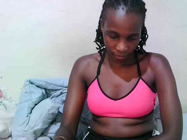 pritty-amber webcam