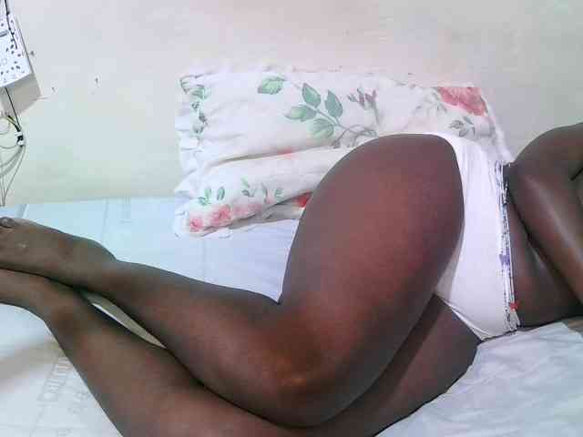 pritty-amber webcam