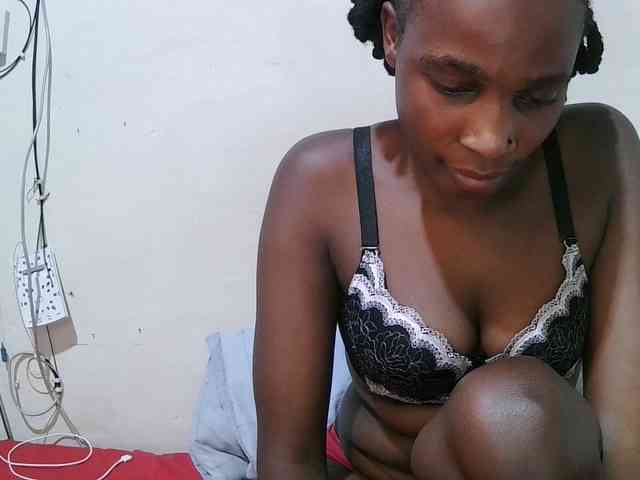 pritty-amber webcam