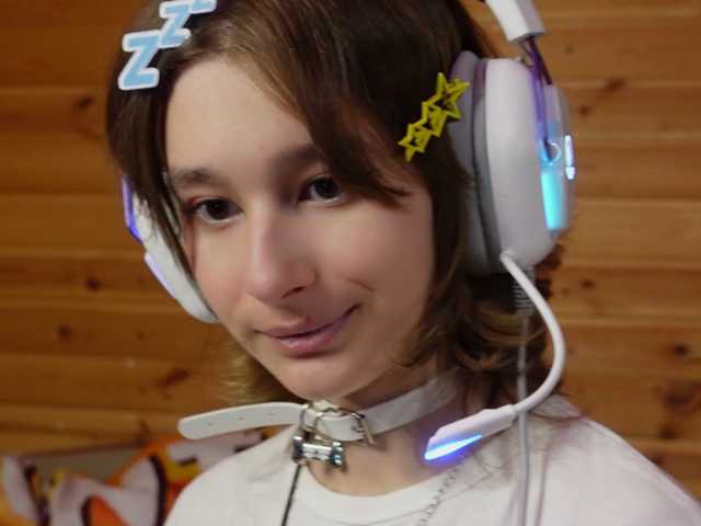 SilvaDevil live cam preview