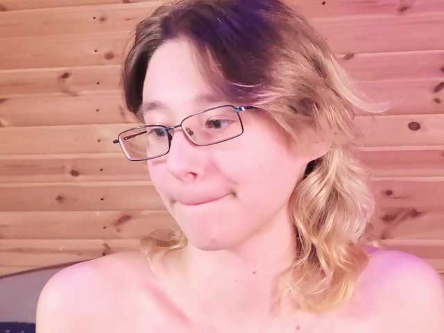 SilvaDevil's BongaCams show and profile