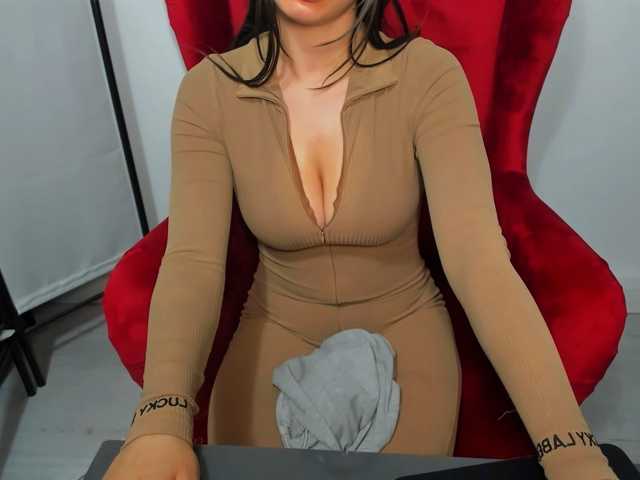 CarliDesire