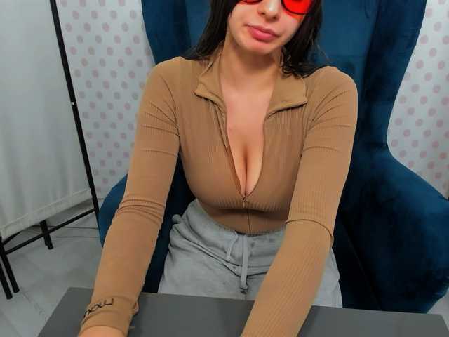 CarliDesire