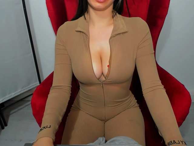CarliDesire