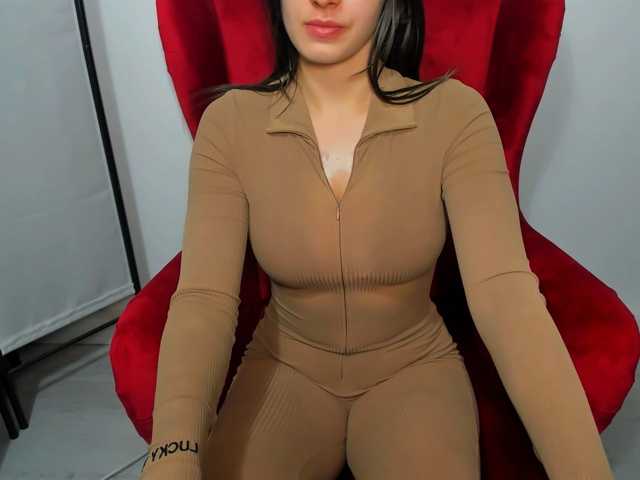 CarliDesire