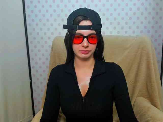 CarliDesire webcam