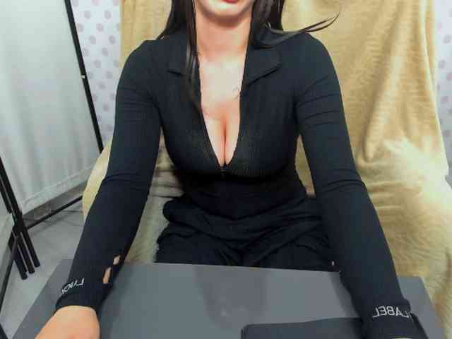 CarliDesire webcam