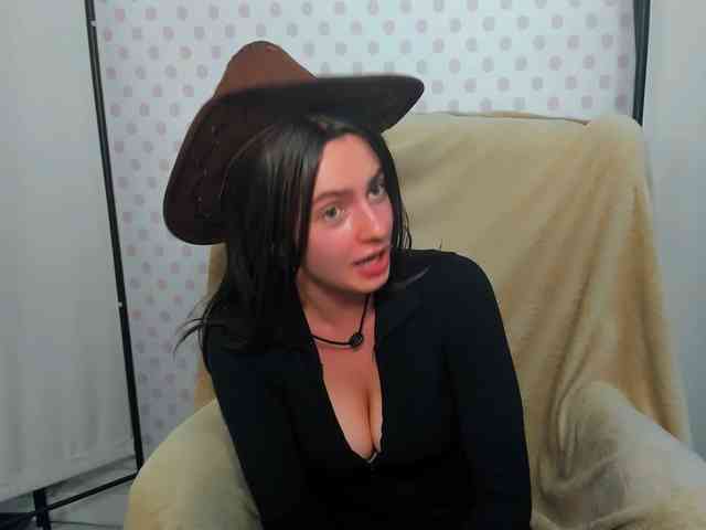 CarliDesire webcam
