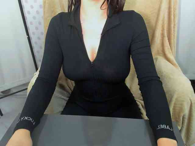 CarliDesire webcam
