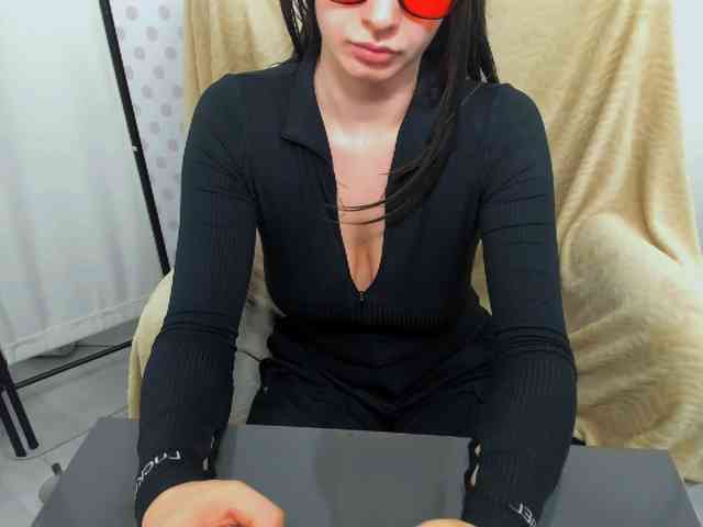 CarliDesire webcam