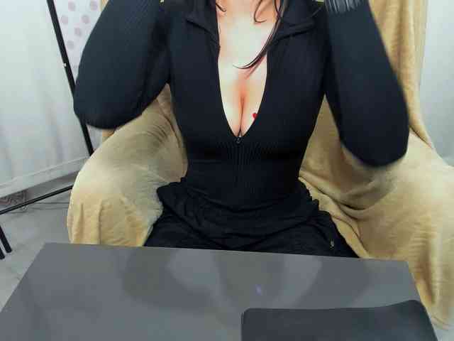 CarliDesire webcam