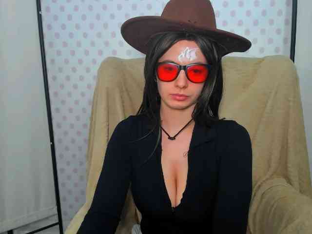 CarliDesire webcam