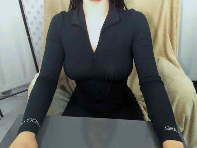 CarliDesire webcam