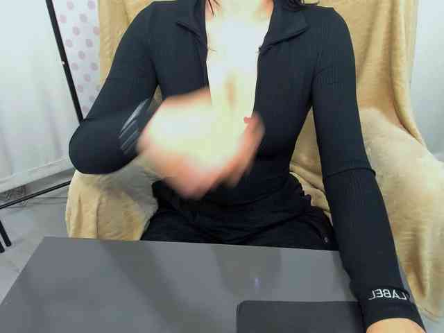 CarliDesire webcam