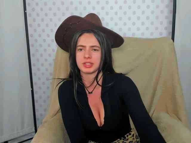 CarliDesire webcam