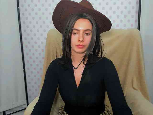 CarliDesire webcam