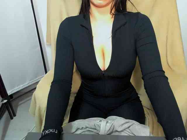 CarliDesire