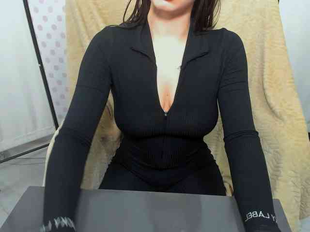 CarliDesire webcam