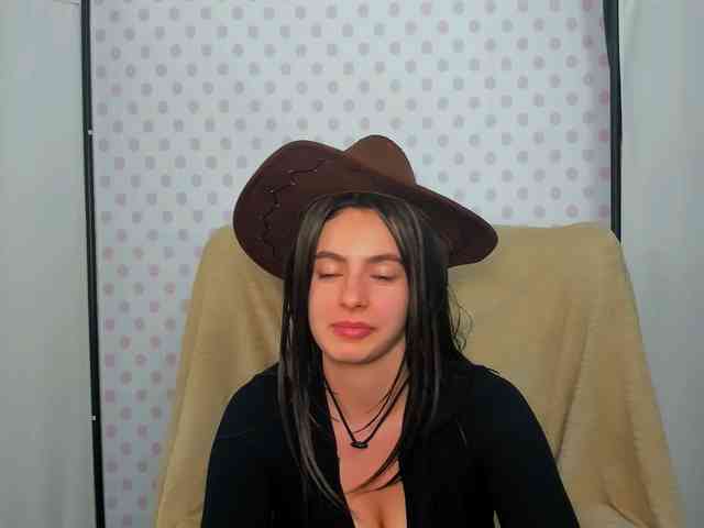 CarliDesire webcam