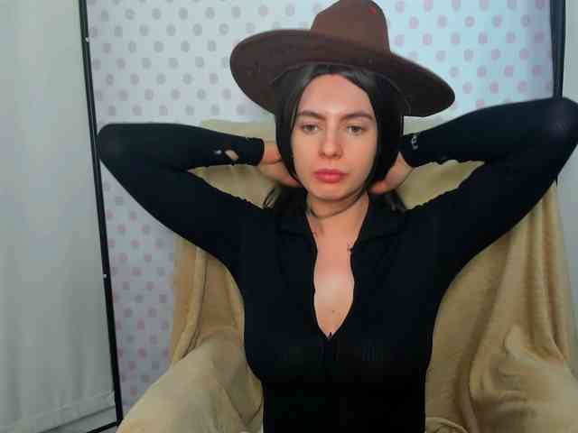 CarliDesire webcam