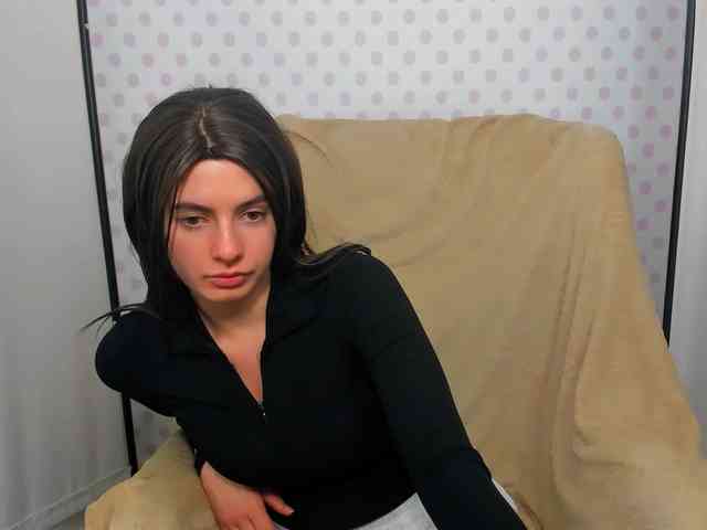 CarliDesire webcam