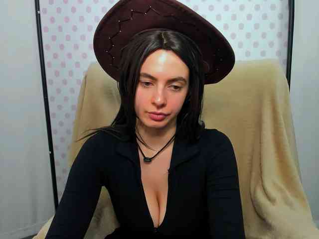CarliDesire webcam