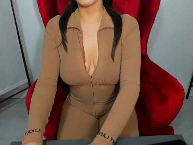 CarliDesire