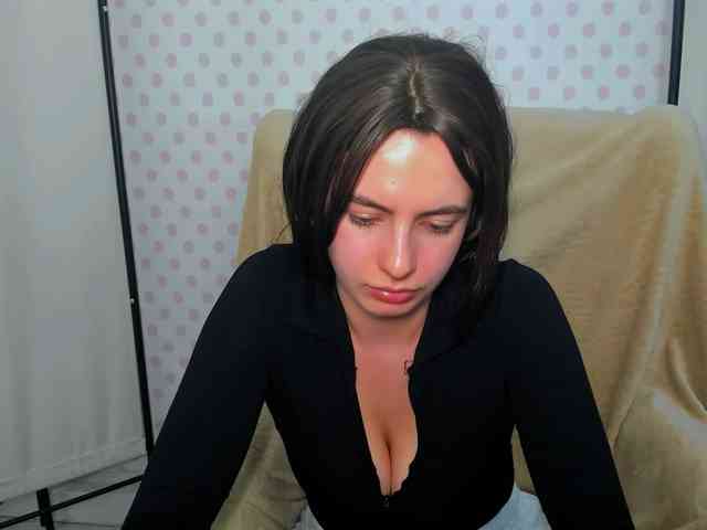 CarliDesire webcam