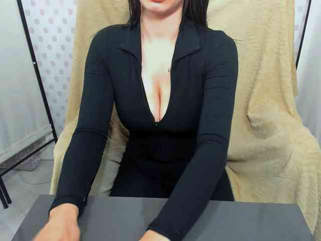 CarliDesire webcam