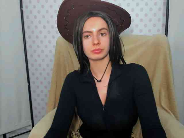 CarliDesire webcam