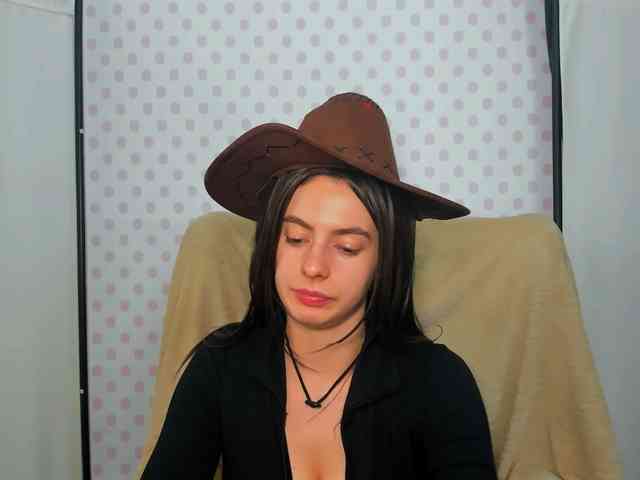 CarliDesire webcam