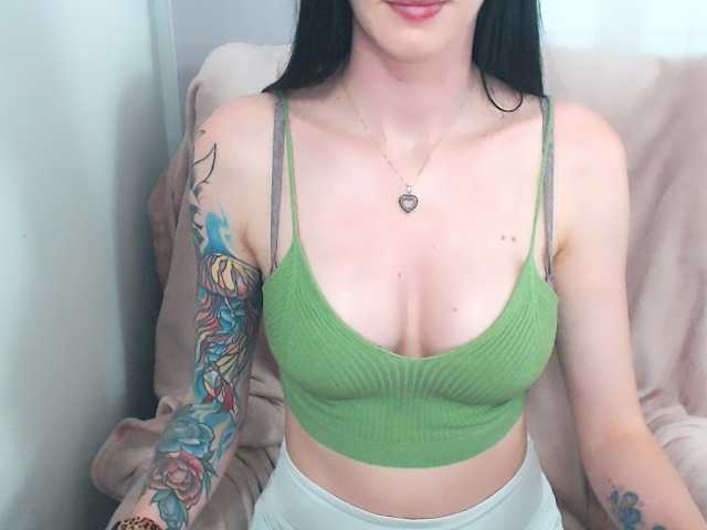 SofiaBrunett live webcam show