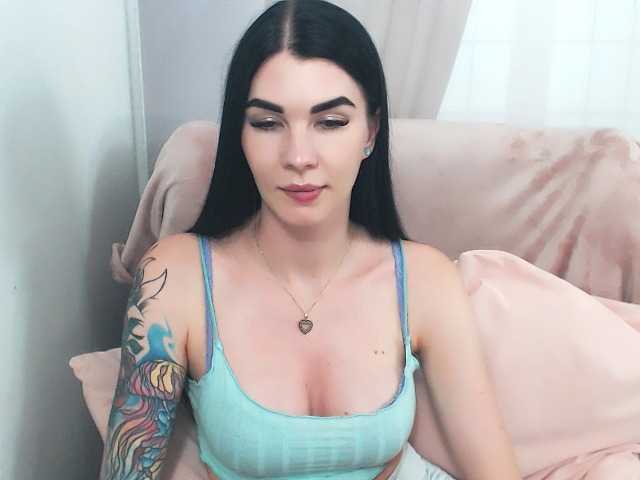 SofiaBrunett live webcam show