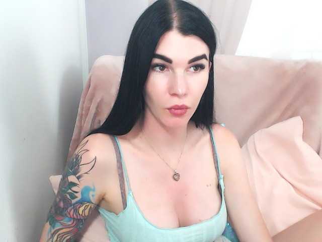 SofiaBrunett live cam on BongaCams