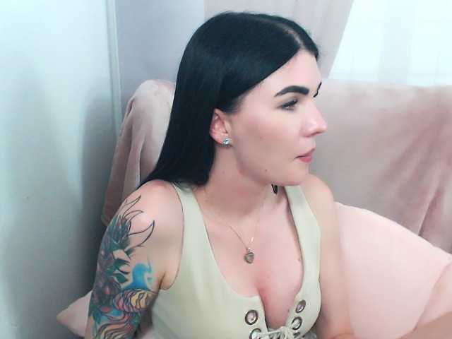 SofiaBrunett live cam on BongaCams