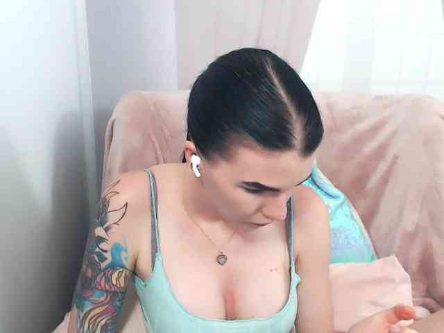 SofiaBrunett webcam