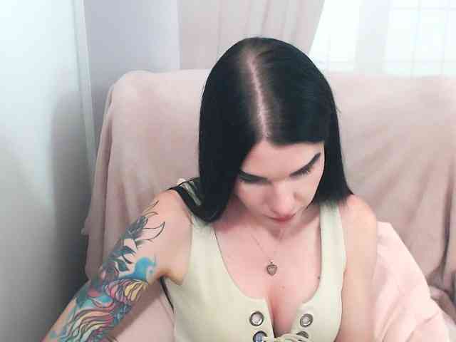SofiaBrunett webcam