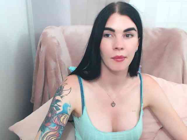 Model: SofiaBrunett