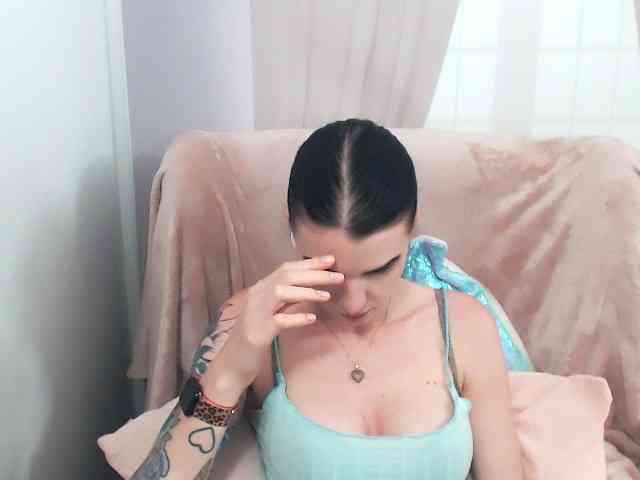 SofiaBrunett webcam
