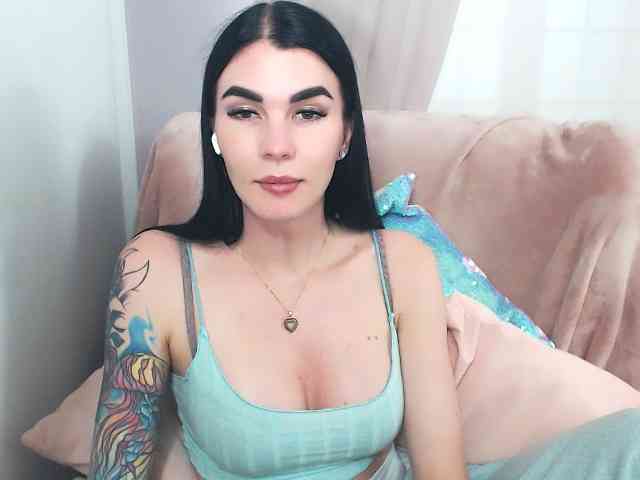 SofiaBrunett webcam