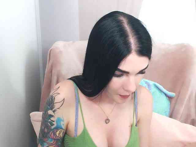 Model: SofiaBrunett