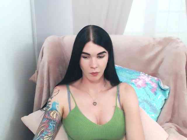 Model: SofiaBrunett