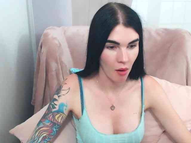 Model: SofiaBrunett