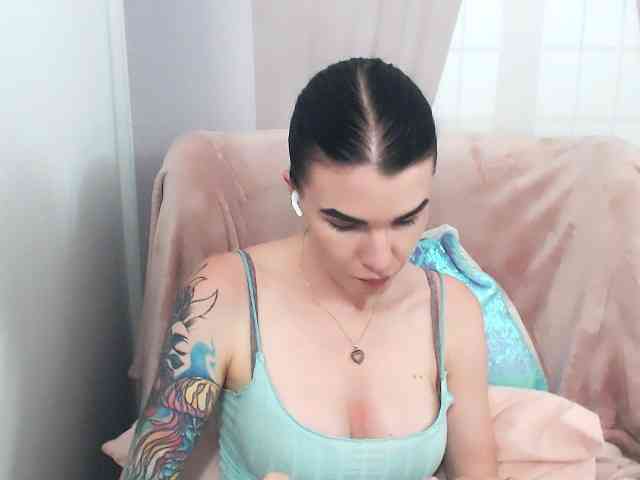 SofiaBrunett webcam
